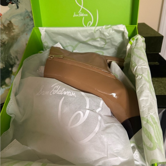 Sam Edelman Tan and Brown Ankle Boots / NIB - Picture 8 of 11